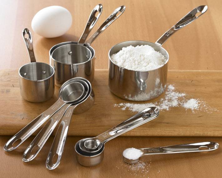 https://www.thecuisinet.com/cdn/shop/collections/all-clad-stainless-steel-measuring-cups-and-spoons-o-1_460x@2x.jpg?v=1694624397